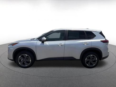 Used 2025 Nissan Rogue SV FWD image 9