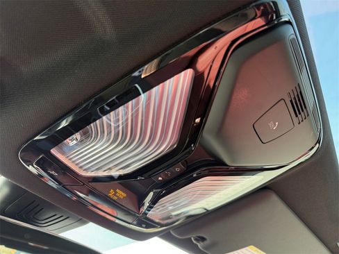 Certified 2025 BMW 430i xDrive Coupe w/ M Sport Package image 33