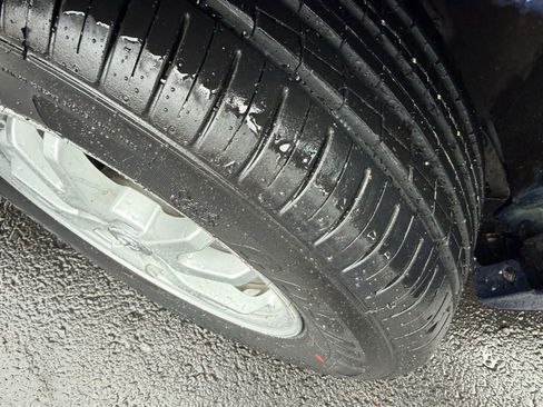 Used 2011 Toyota Prius Two image 27