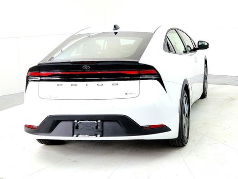 New 2026 Toyota Prius LE image 5