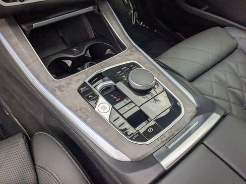 Used 2024 BMW X5 M60i w/ Climate Comfort Package AWD/4WD image 17
