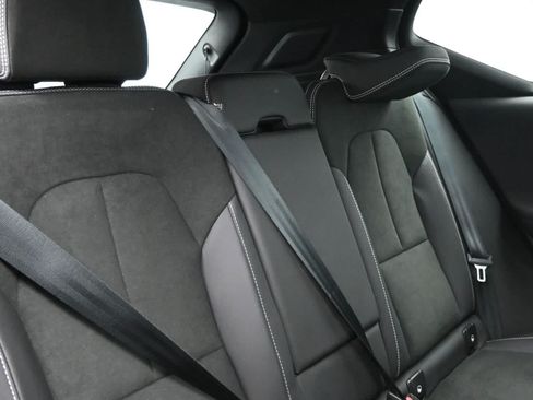 Used 2023 Volvo XC40 B5 Plus w/ Driver Assist Package AWD/4WD image 18