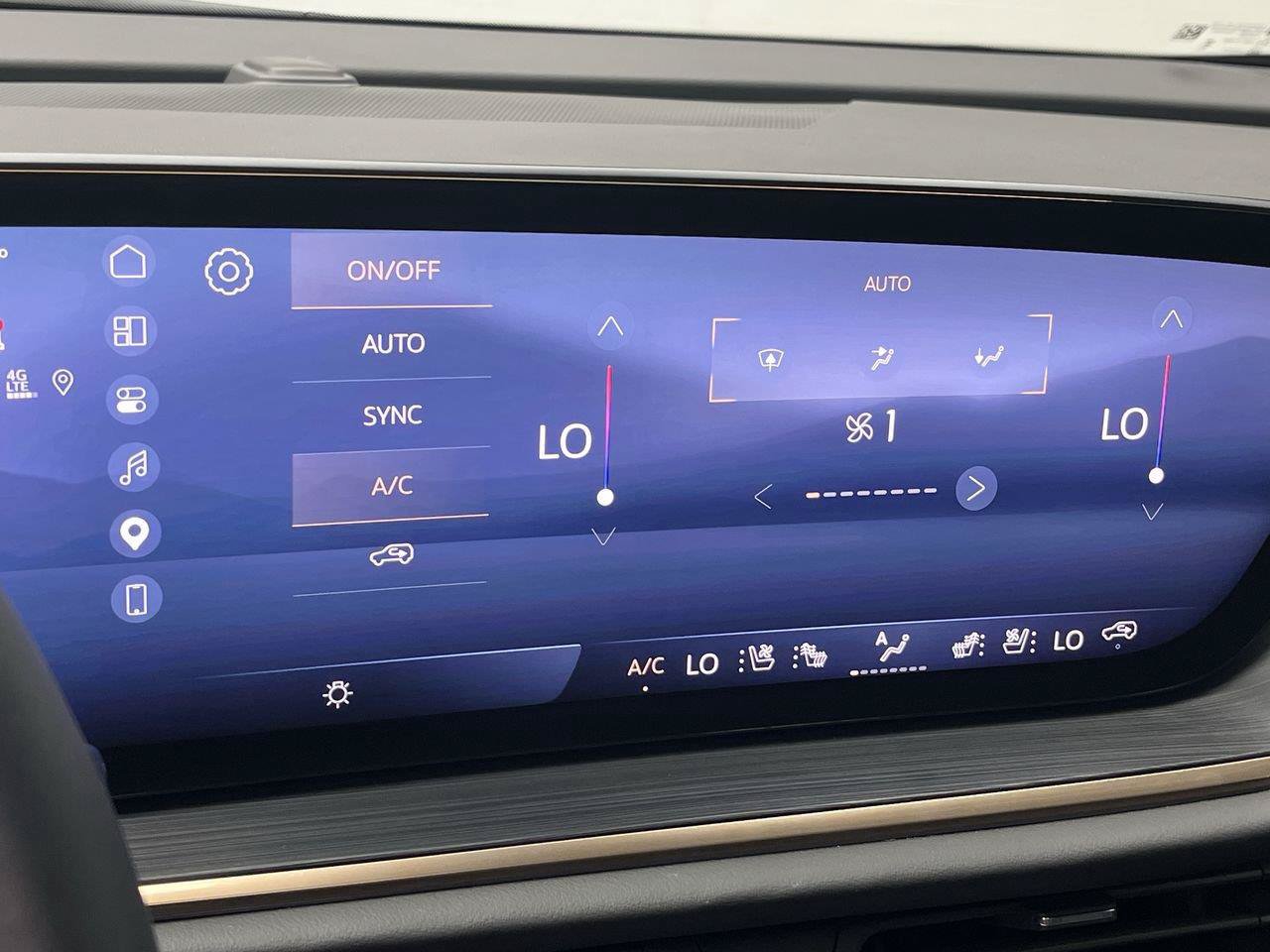 Used 2026 Buick Envision Avenir AWD/4WD image 22