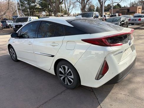 Used 2018 Toyota Prius Prime Advanced image 2