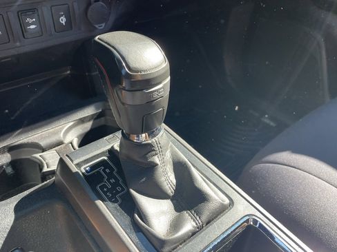 Used 2017 Toyota Tacoma TRD Pro image 5