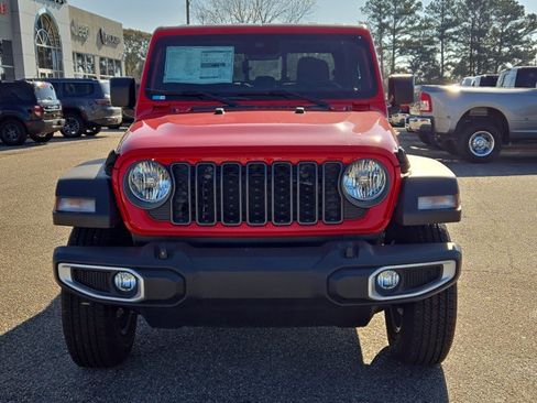 New 2025 Jeep Gladiator Sport image 2