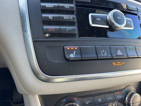 Used 2014 Mercedes-Benz CLA 250 image 6