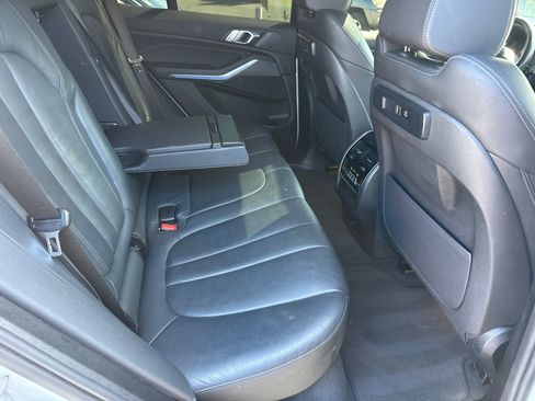 Used 2021 BMW X5 sDrive40i w/ M Sport Package RWD image 10
