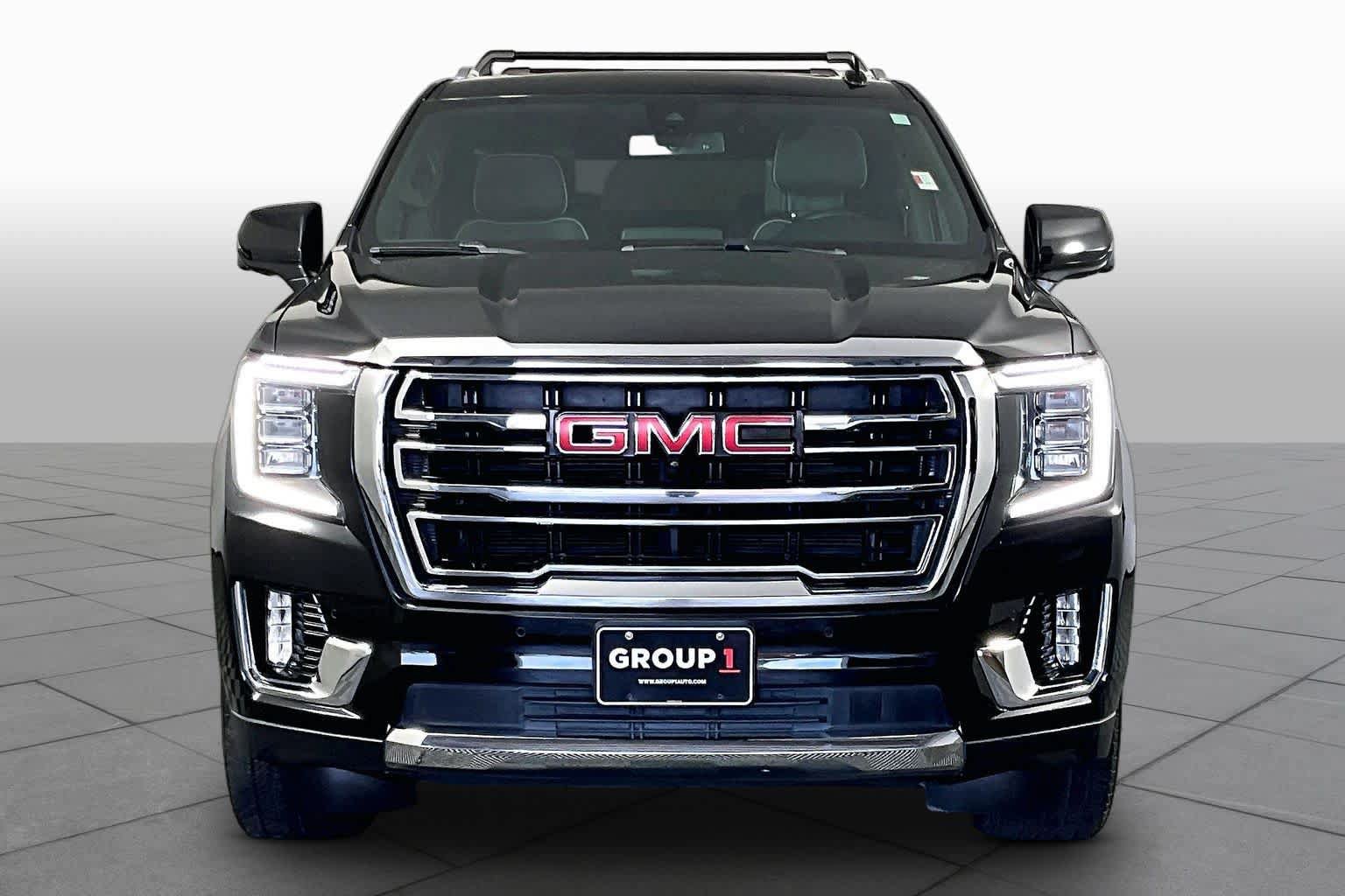 Used 2021 GMC Yukon XL SLT w/ SLT Premium Package RWD image 4