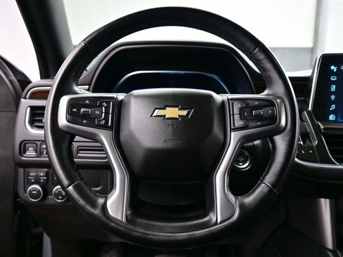 Used 2023 Chevrolet Suburban Premier AWD/4WD image 25