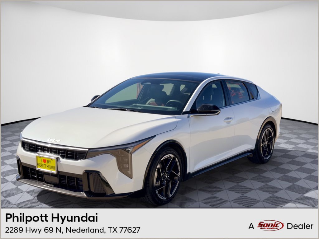 Used 2025 Kia K4 GT-Line w/ GT-Line Premium Package FWD image 1