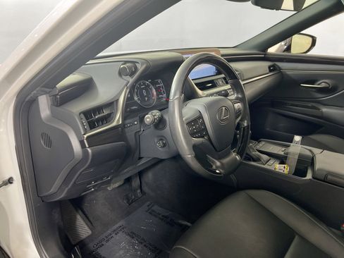 Used 2019 Lexus ES 350 image 9