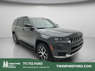 Used 2025 Jeep Grand Cherokee L Limited w/ Luxury Tech Group II AWD/4WD video 1