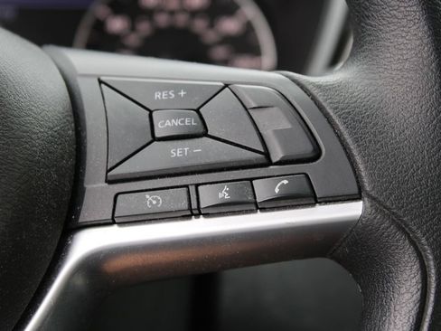 Used 2025 Nissan Altima 2.5 SV FWD image 14