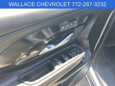 Used 2023 GMC Terrain AT4 w/ Tech Package AWD/4WD image 16