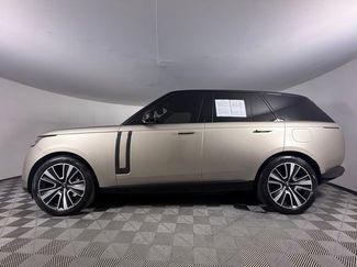 Used 2025 Land Rover Range Rover SE AWD/4WD video 3