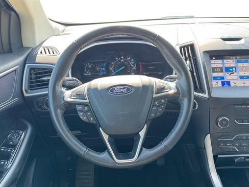 Used 2019 Ford Edge SEL w/ Equipment Group 201A FWD image 13
