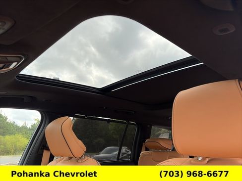 Used 2025 Jeep Grand Cherokee L Summit AWD/4WD image 19