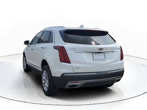 Used 2020 Cadillac XT5 Premium Luxury AWD/4WD image 4