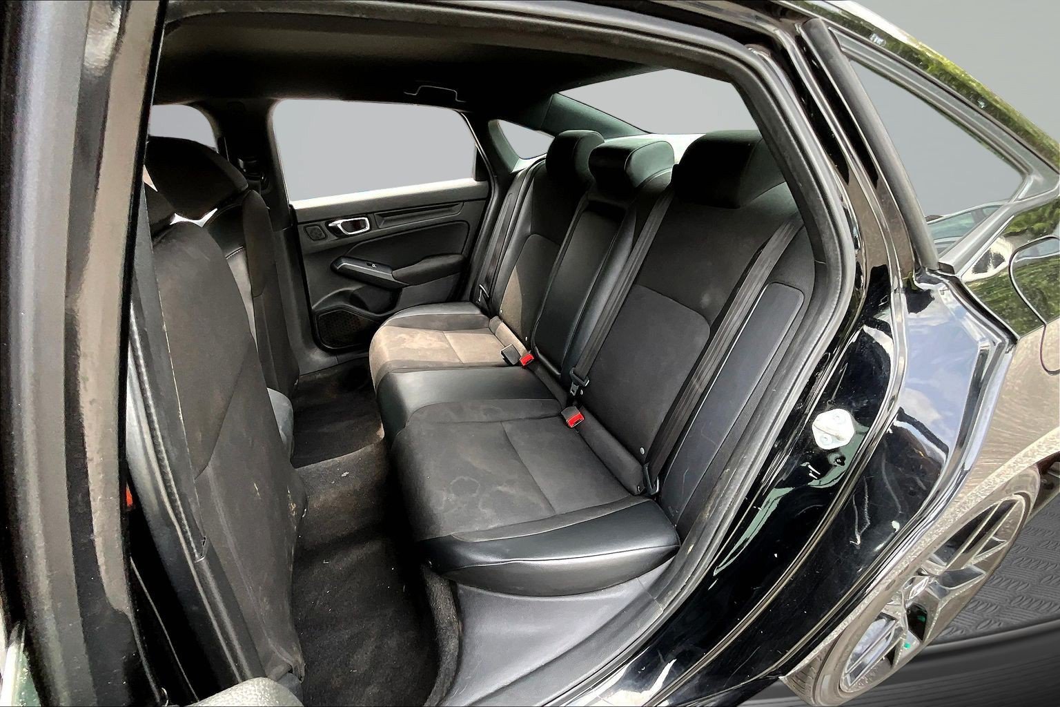 Used 2025 Honda Civic Sport image 19