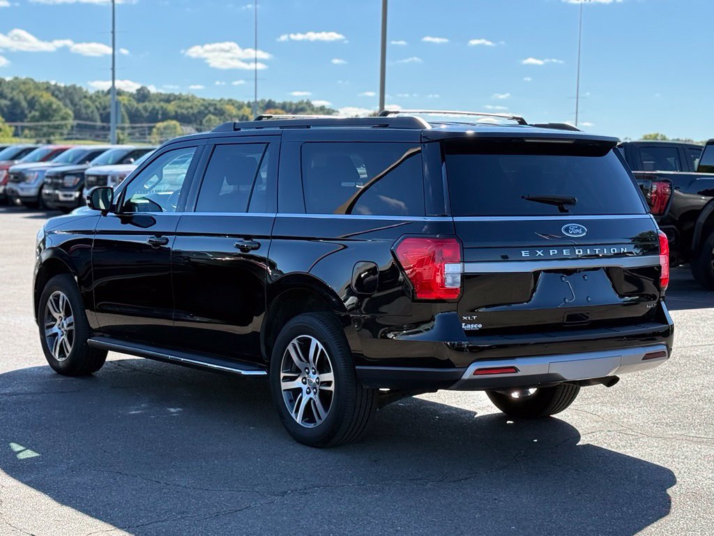 Used 2023 Ford Expedition Max XLT AWD/4WD image 39