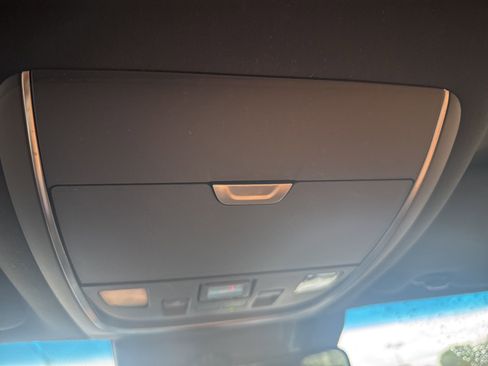 Used 2022 Lexus LS 500 image 17