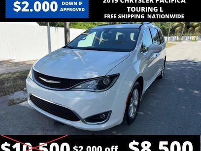 Used 2019 Chrysler Pacifica Touring-L