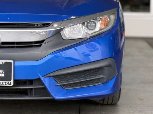 Used 2017 Honda Civic EX image 6