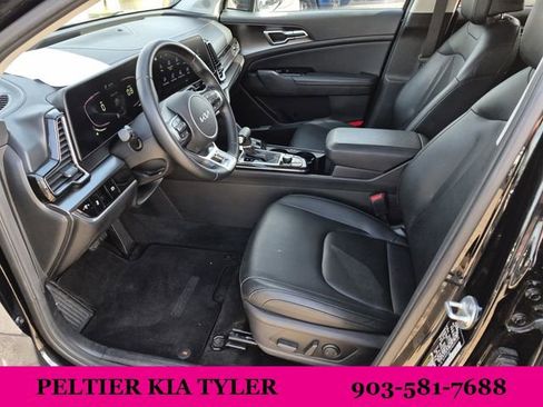 Used 2023 Kia Sportage EX image 18