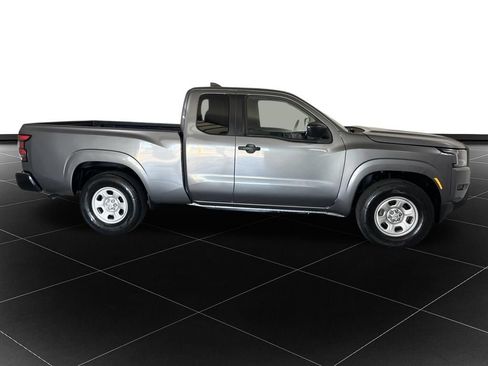 Used 2022 Nissan Frontier S RWD image 6