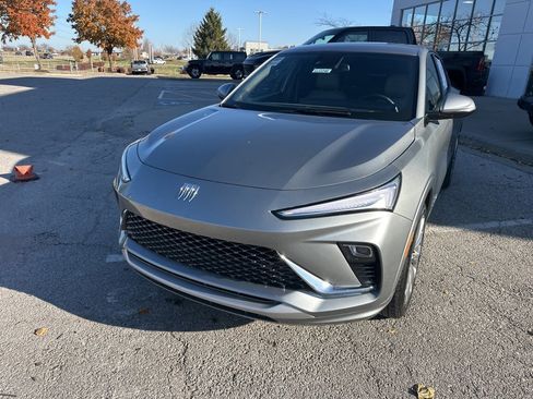 Used 2024 Buick Envista Avenir image 10
