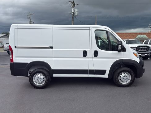 New 2025 RAM ProMaster 1500 w/ Convenience Group image 2