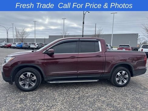 Used 2017 Honda Ridgeline RTL-T image 3