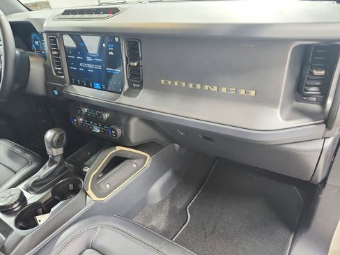New 2026 Ford Bronco Badlands AWD/4WD image 43