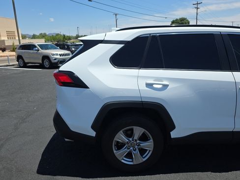 Used 2023 Toyota RAV4 XLE AWD/4WD image 8