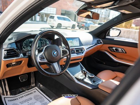 Used 2022 BMW 330e xDrive w/ M Sport Package image 13