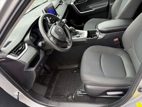 Certified 2025 Toyota RAV4 LE AWD/4WD image 13
