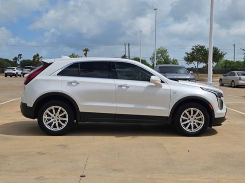 Used 2023 Cadillac XT4 Luxury image 4