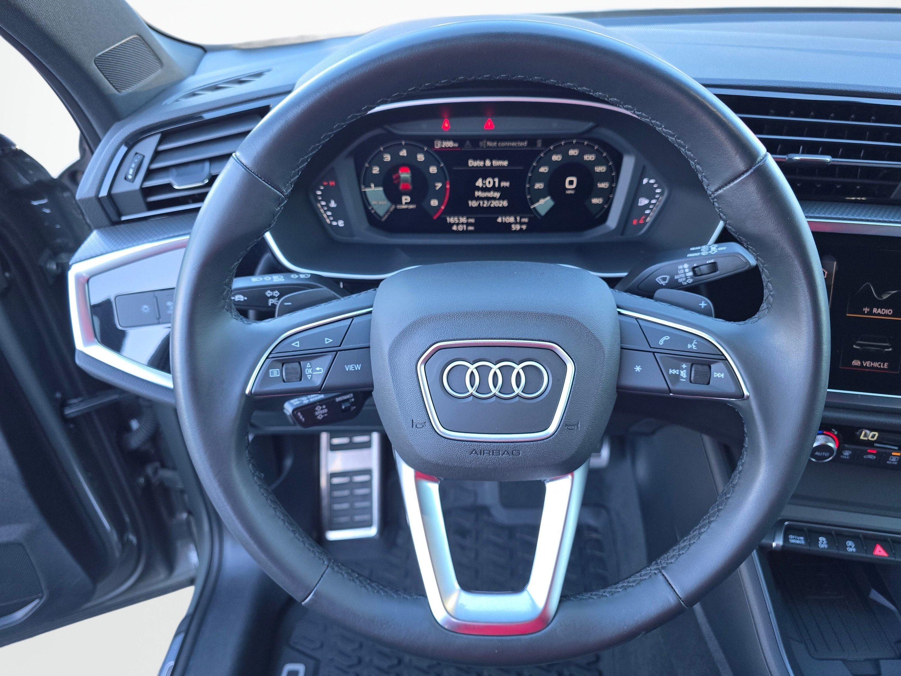Used 2024 Audi Q3 2.0T Premium Plus w/ Premium Plus Package AWD/4WD image 14