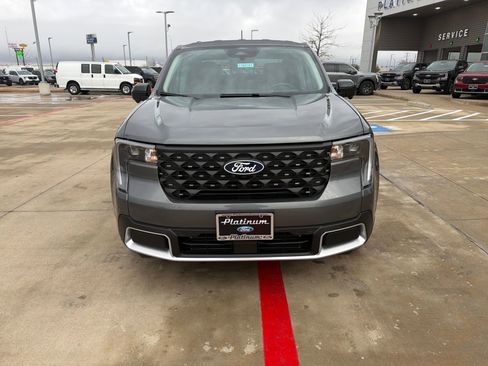 New 2026 Ford Maverick Lariat w/ 4K Tow Package AWD/4WD image 8