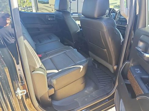 Used 2018 GMC Sierra 2500 Denali image 15