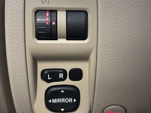 Used 2010 Subaru Impreza 2.5i Premium image 12