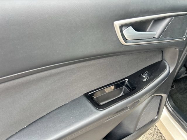 Used 2017 Ford Edge SEL AWD/4WD image 20