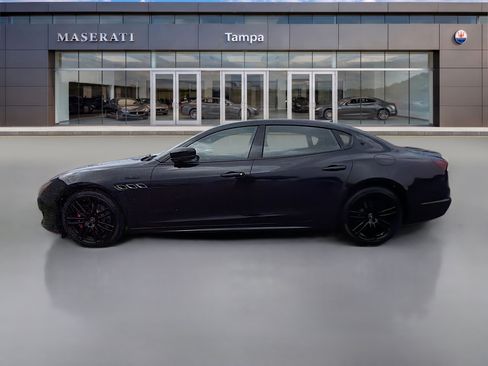 Used 2023 Maserati Quattroporte Modena RWD image 6