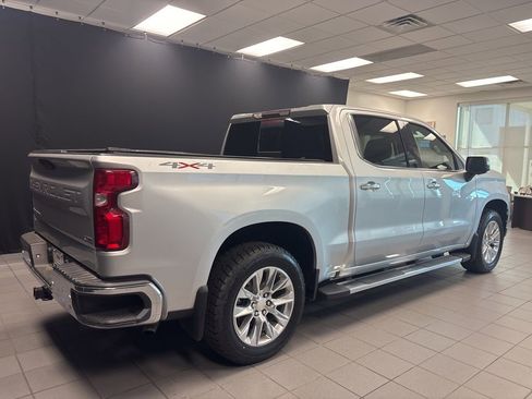 Used 2019 Chevrolet Silverado 1500 LTZ w/ LTZ Premium Package image 3