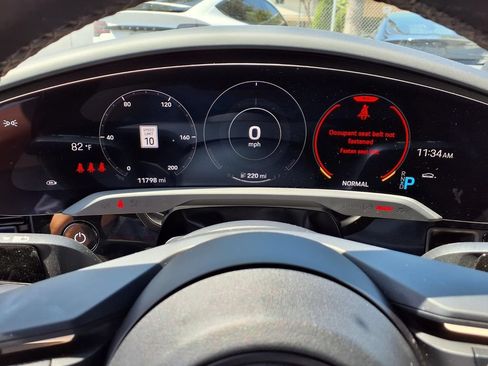 Used 2024 Porsche Taycan 4S AWD/4WD image 12