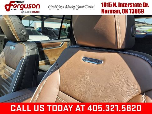 New 2026 GMC Acadia Denali Ultimate AWD/4WD image 17