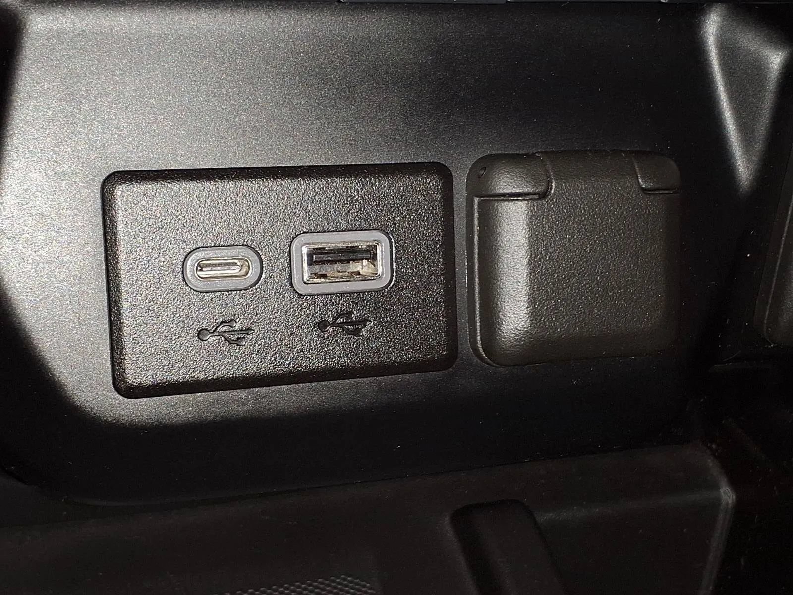 Used 2021 Chevrolet Silverado 2500 High Country AWD/4WD image 19