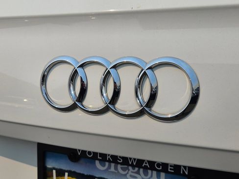 Used 2019 Audi Q5 2.0T Premium w/ Convenience Package AWD/4WD image 26