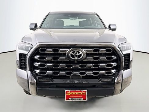 Used 2023 Toyota Tundra Platinum AWD/4WD image 2